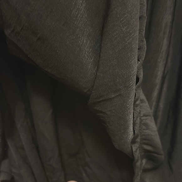 Black lined sleeveless dress - Picture 4 of 4